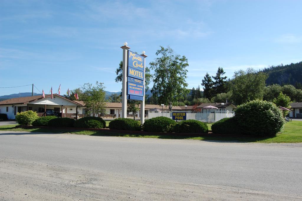 Monte Carlo Motel Barriere Exterior photo